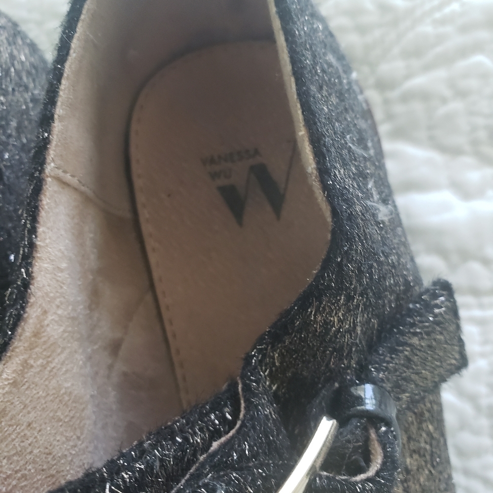 Vanessa Wu gold mohair double buckle shoes - Picture 4 of 5